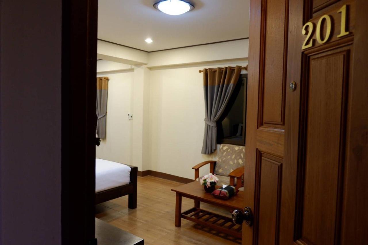 Nanbaankhun Hotel Kültér fotó