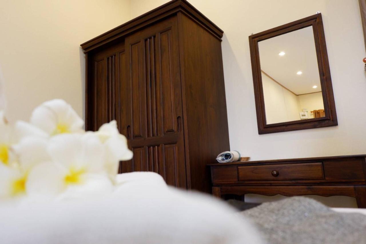 Nanbaankhun Hotel Kültér fotó